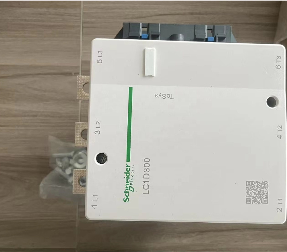 Schneider Electric TeSys D Contactor LC1D50AF7 3P 50A 110V AC Coil product photo